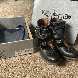 Freebird black felicity